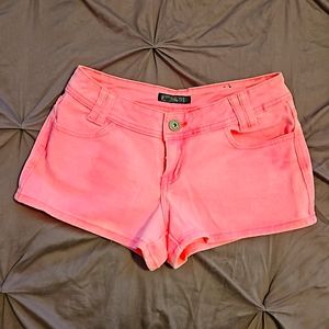 Hot pink low rise jean shorts. Size 7. Smoke free home.